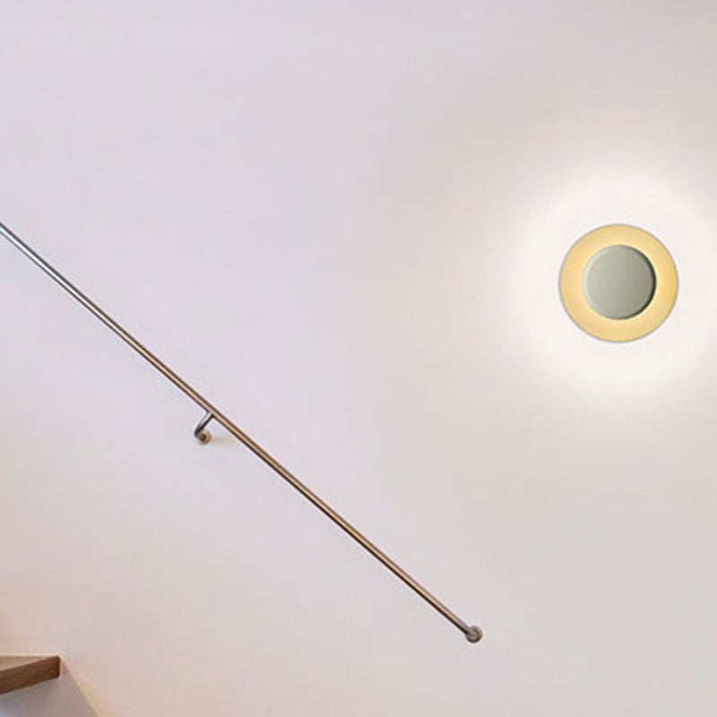 Nordic Disk Flush Mount Metal LED Ceiling Light Fixture for Bedroom