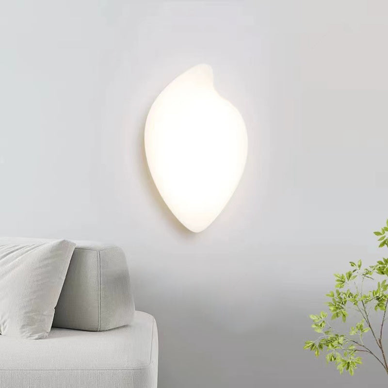 Single Modernism White Wall Mounted Sconce Acrylic Wall Light for Bedroom