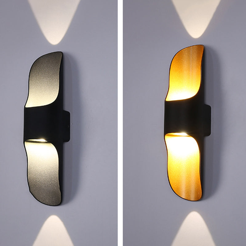 Single Black Modernism Wall Mounted Sconce Metallic Wall Light