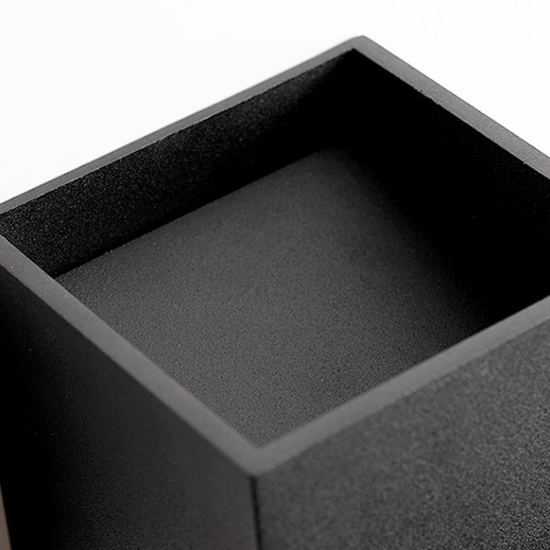 Contemporary Black/White Wall Mounted Sconce Rectangle Metal 1 Light Wall Light