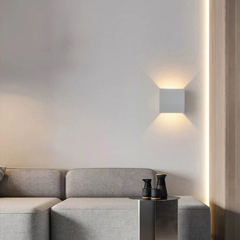 Contemporary Black/White Wall Mounted Sconce Rectangle Metal 1 Light Wall Light