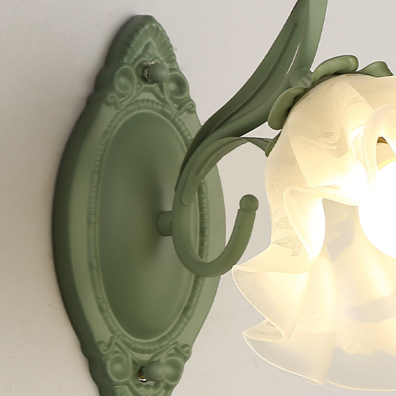 Flower Shape Glass Wall Lighting Modern Style 1 Light Wall Mounted Light in Green