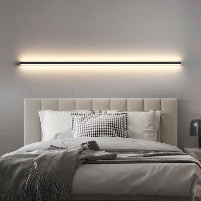 Linear Shape Metal Wall Lighting Modern Style 1-Light Wall Mounted Light in Black