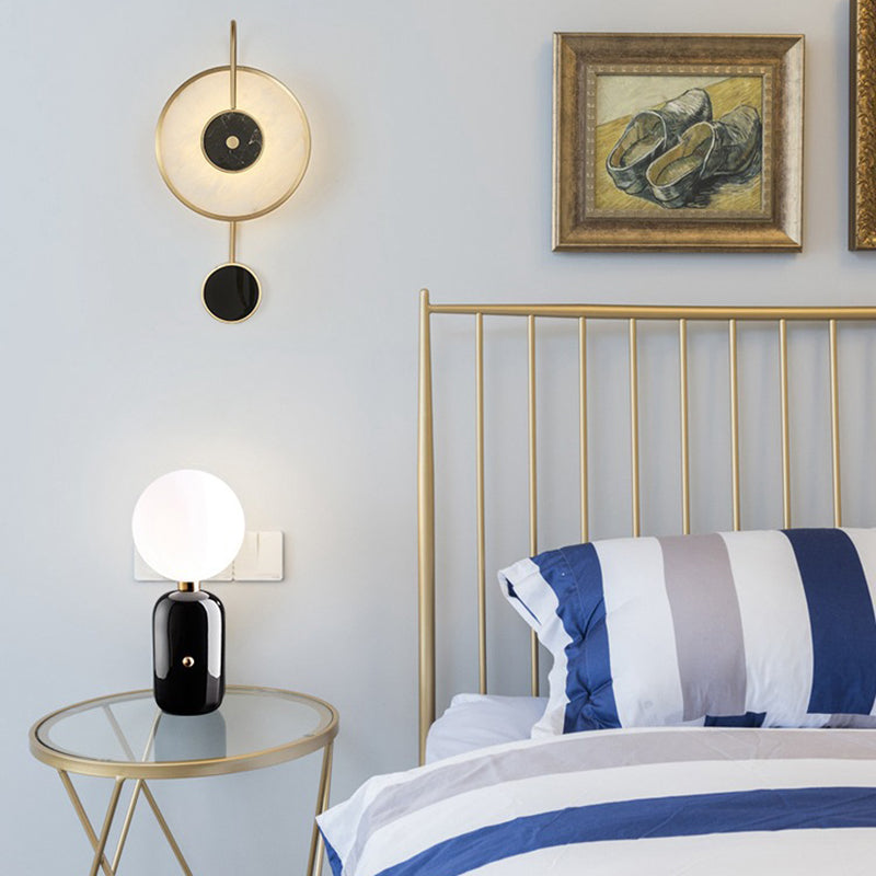 Contemporary Wall Light Golden Metal Lighting for Living Room