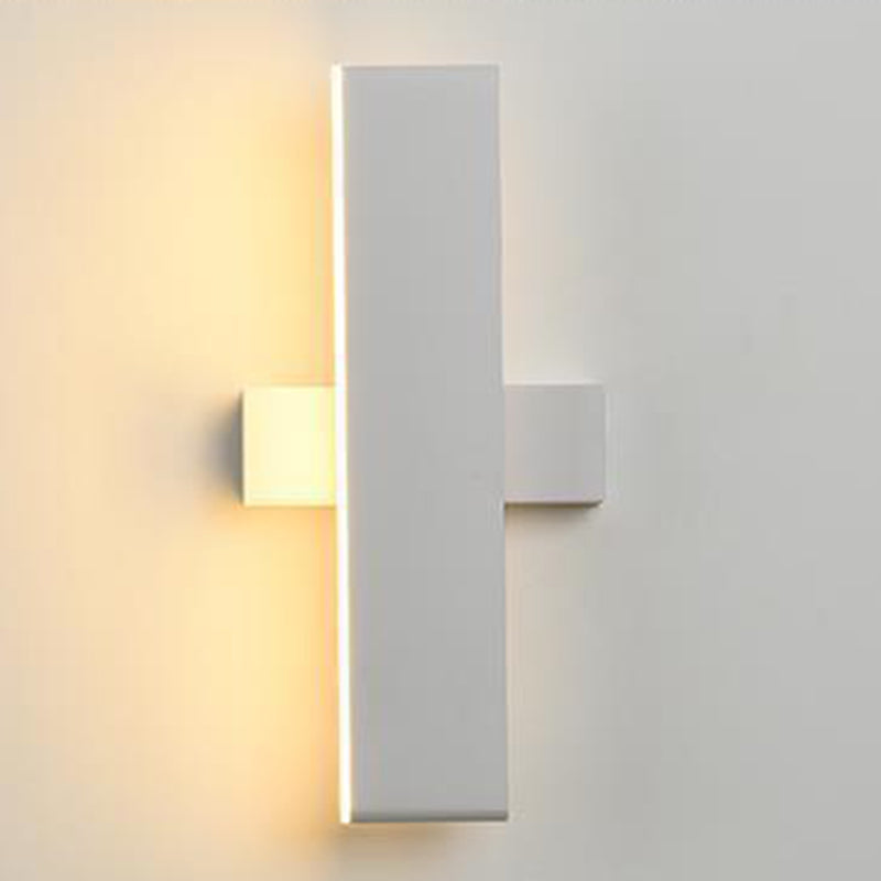 Single White/Black Modernism Wall Mounted Sconce LED Metal Wall Light for Bedroom