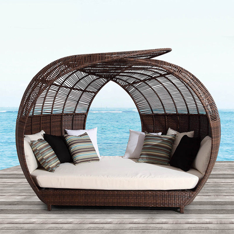 Wicker Tropical Patio Daybed Stain Resistant Outdoor Patio Sofa