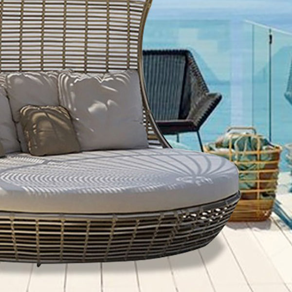 Wicker Tropical Patio Daybed Stain Resistant Outdoor Patio Sofa