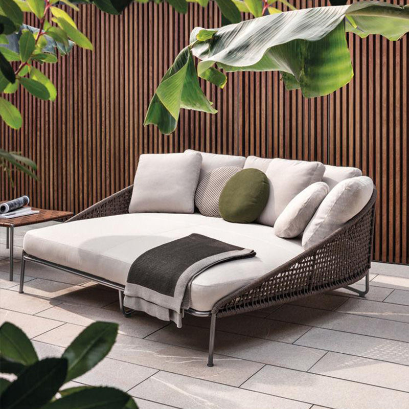 UV Resistant Metal Patio Sofa Outdoor Patio Sofa with Cushion