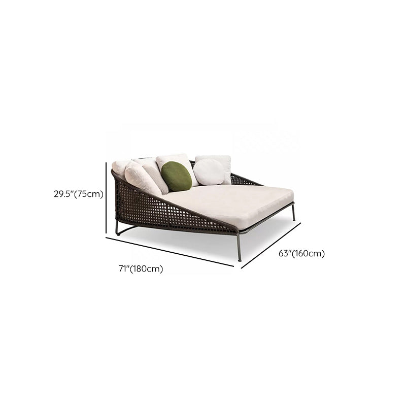 UV Resistant Metal Patio Sofa Outdoor Patio Sofa with Cushion