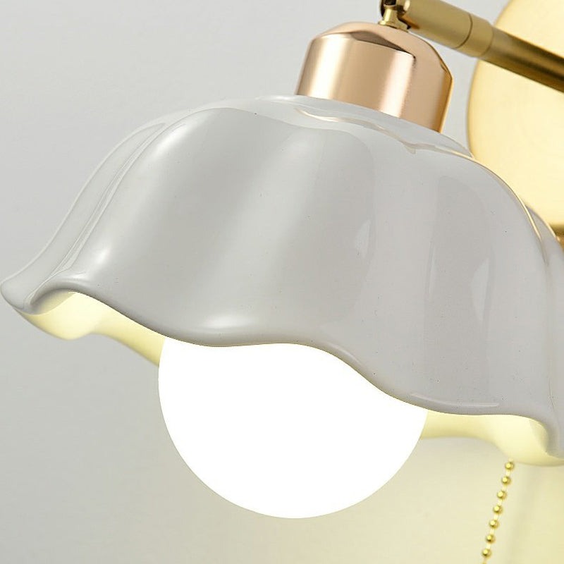 Nordic Style Iron Wall Light Dome Shape Adjustable Wall Lamp for Bedroom