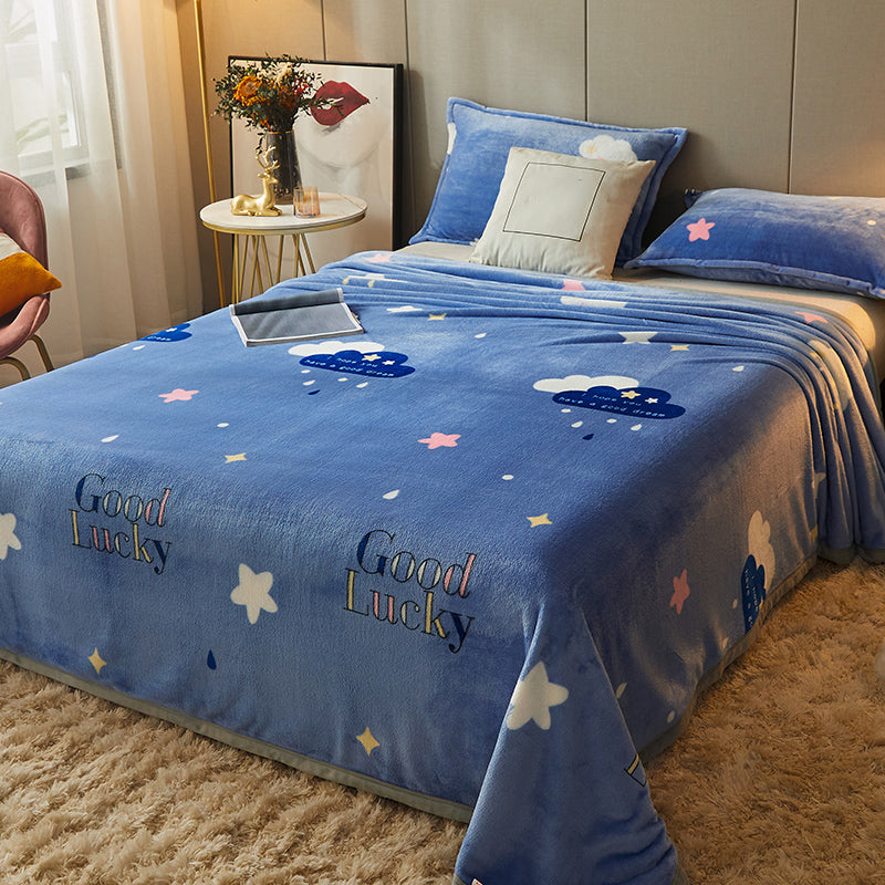 Non-Pilling Sheet Cartoon Painting Flannel Breathable Soft Fade Resistant Bed Sheet