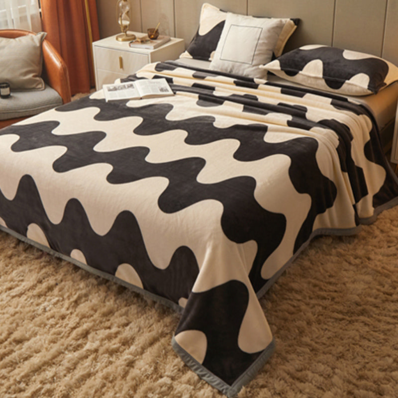 Non-Pilling Sheet Cartoon Painting Flannel Breathable Soft Fade Resistant Bed Sheet