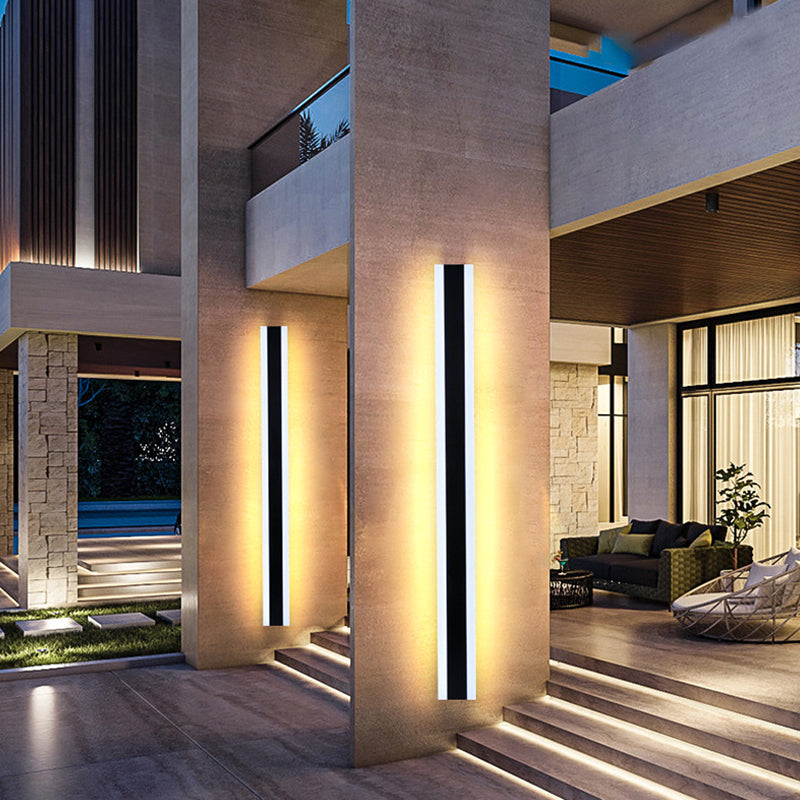 Metal Linear Shape Wall Lighting Modern Style 1-Light Wall Mounted Light in Black