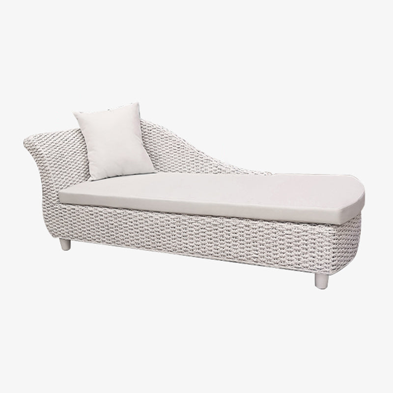 Farmhouse Style Chaise Lounge Chair Rattan Chair for Bedroom