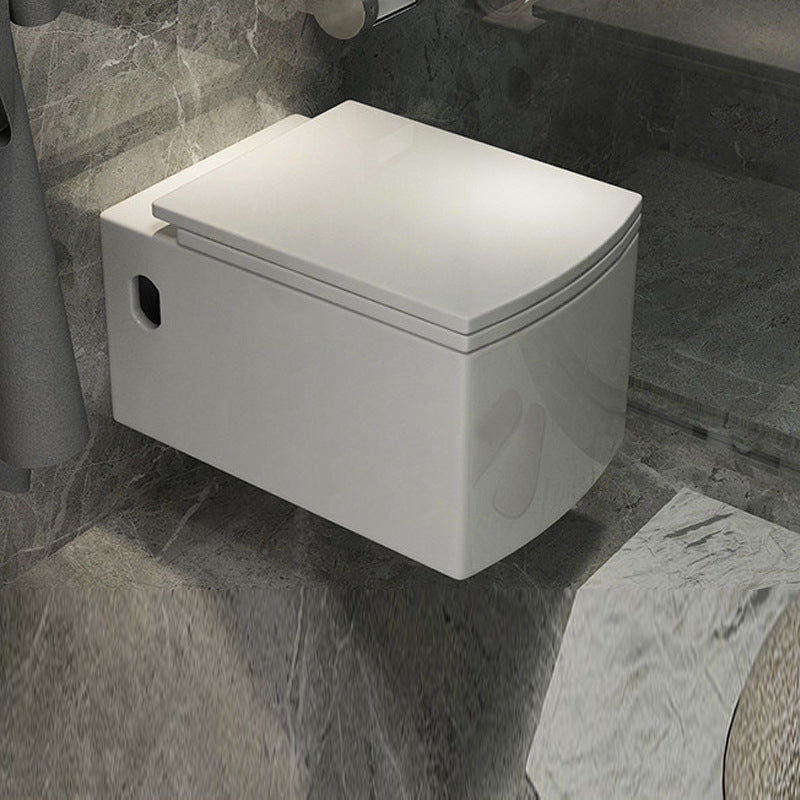 Modern Ceramic Flush Toilet White Wall Hung Toilet Bowl for Washroom