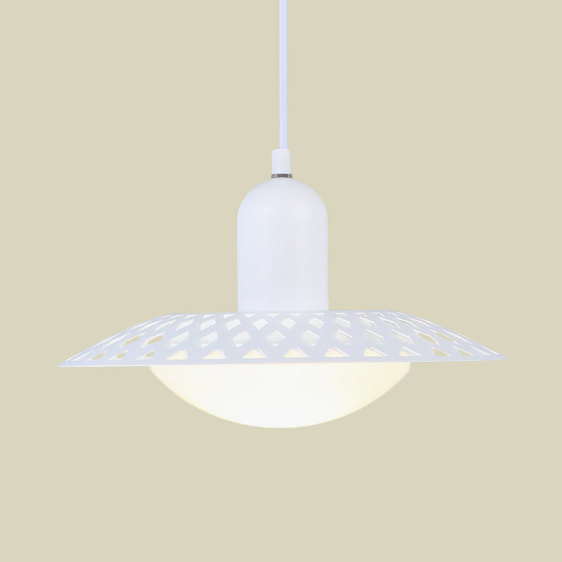 Finition blanche creux Dosa pendentif moderne 1 lampe plafond en métal de tête avec une nuance en acrylique dôme, 12 "/ 16" W