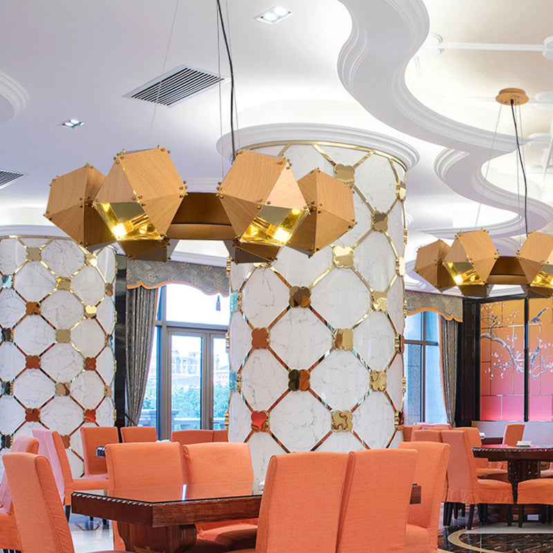 Polyeder Restaurant Kronleuchter Metallic 6 Köpfe Moderne Deckenlampe im dunklen Holz