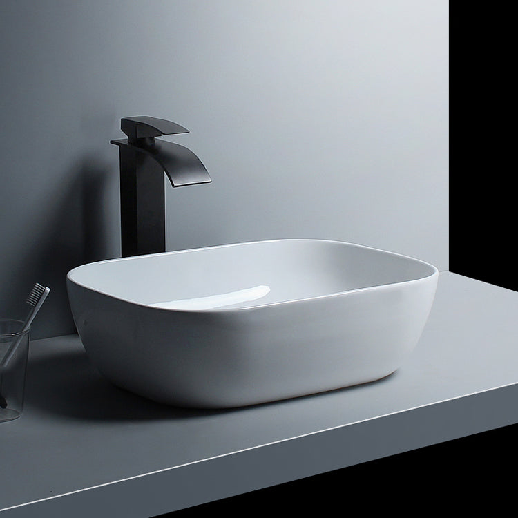 Traditional Vessel Bathroom Sink Porcelain with Faucet Basin Sink