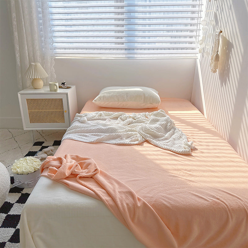 Solid Color Bed Sheet Set Soft & Smooth Bed Sheet Set with Fade Resistant