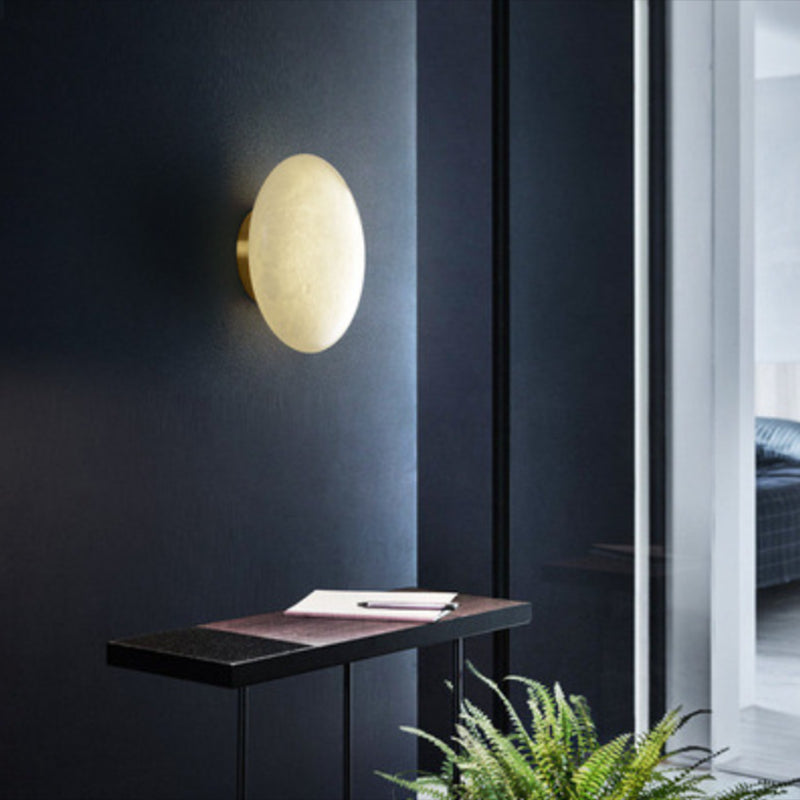 Round Shape Metal Vanity Light Modern Style 1 Light Vanity Light Fixture in Gold