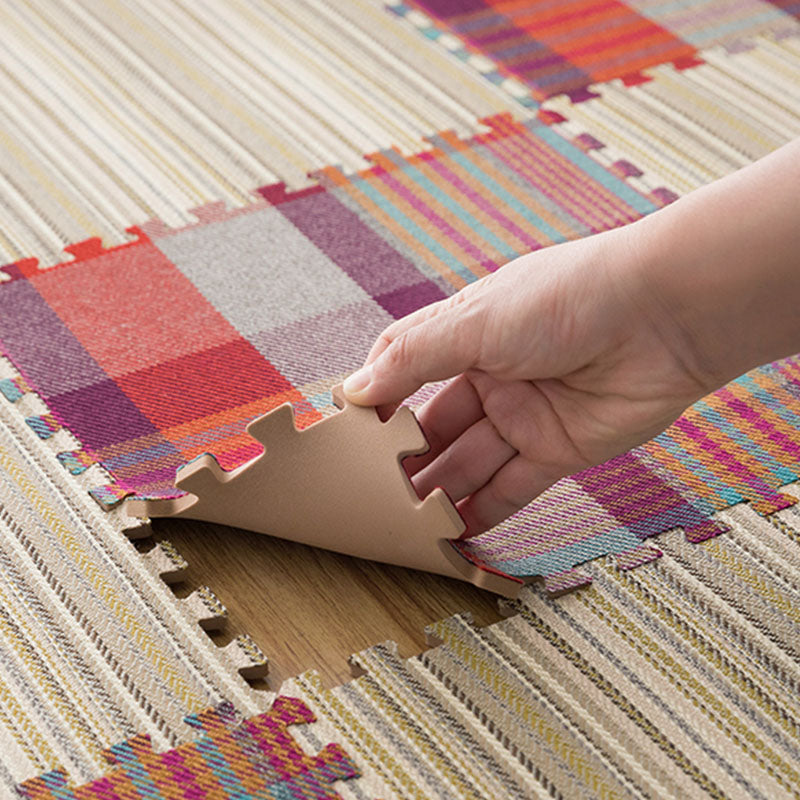 Carpet Tile Non-Skid Fade Resistant Striped Interlocking Carpet Tiles Dining Room