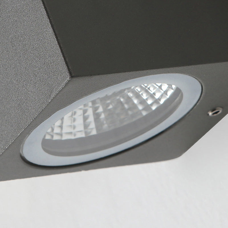 Aluminum and Glass LED Wall Lighting in Black Contemporary Wall Mount Fixture