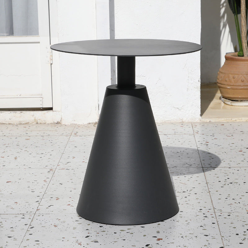 Industrial Outdoor Table Round Dining Table with Pedestal Base