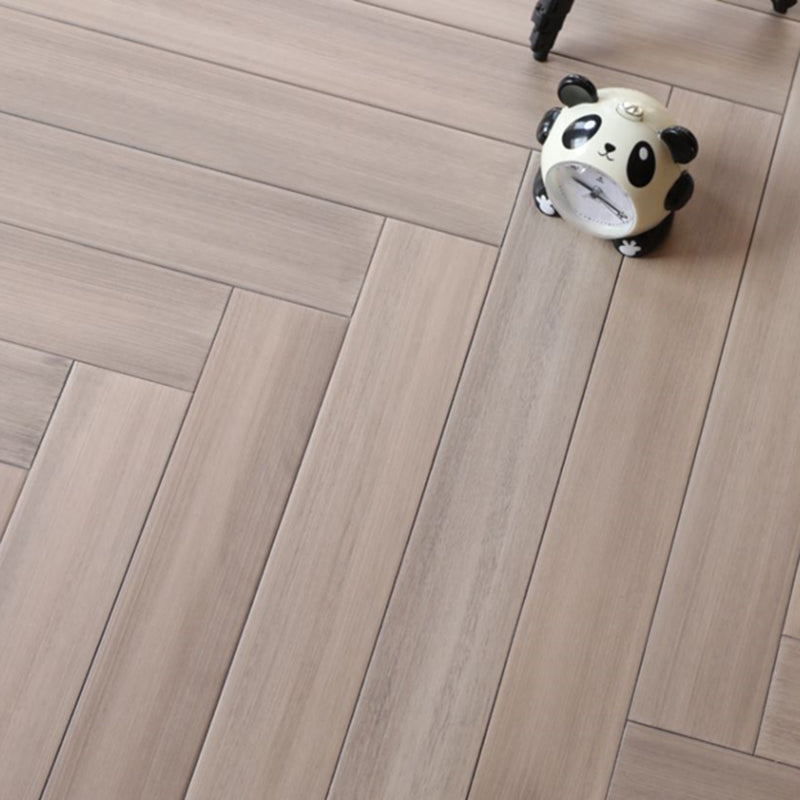 Modern Wood Flooring Wire Brushed Water Resistant Click-Locking Wood Tile