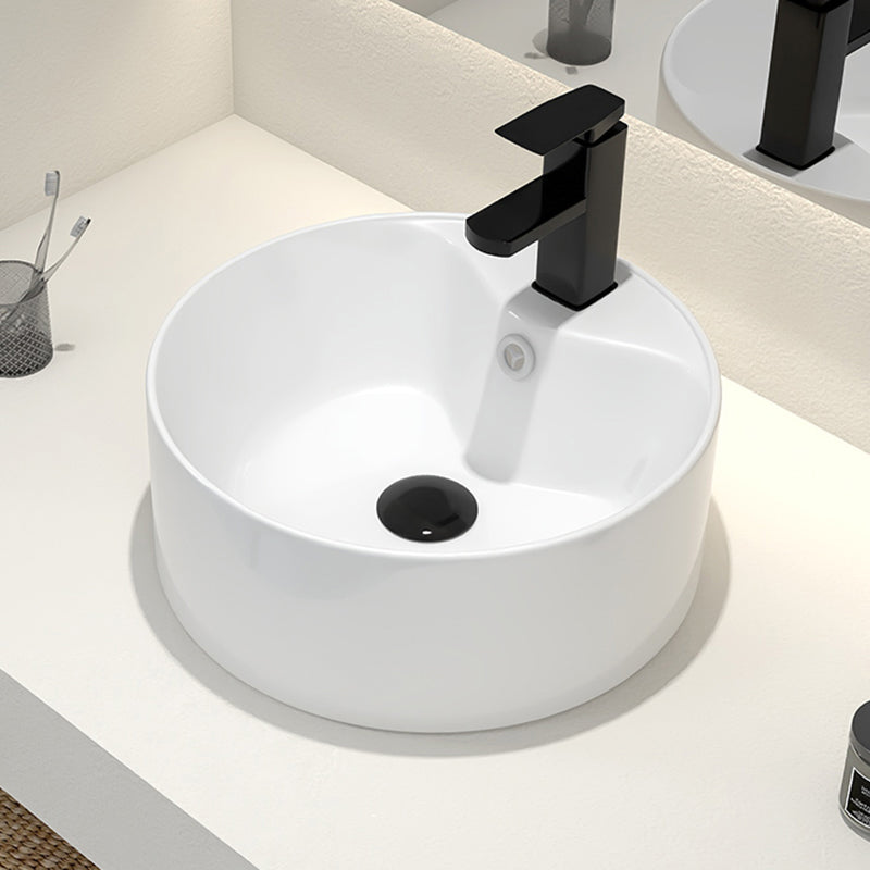 Round Vessel Bathroom Sink Vitreous China Vessel Lavatory Sink