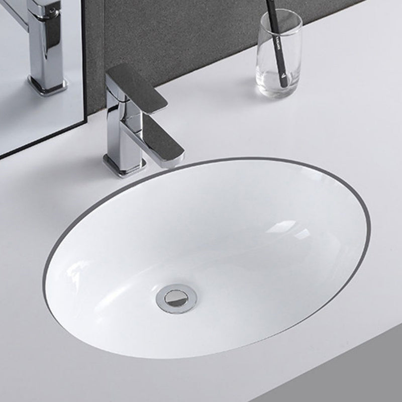 Classic Porcelain Bathroom Sink Trough Bathroom Sink in White