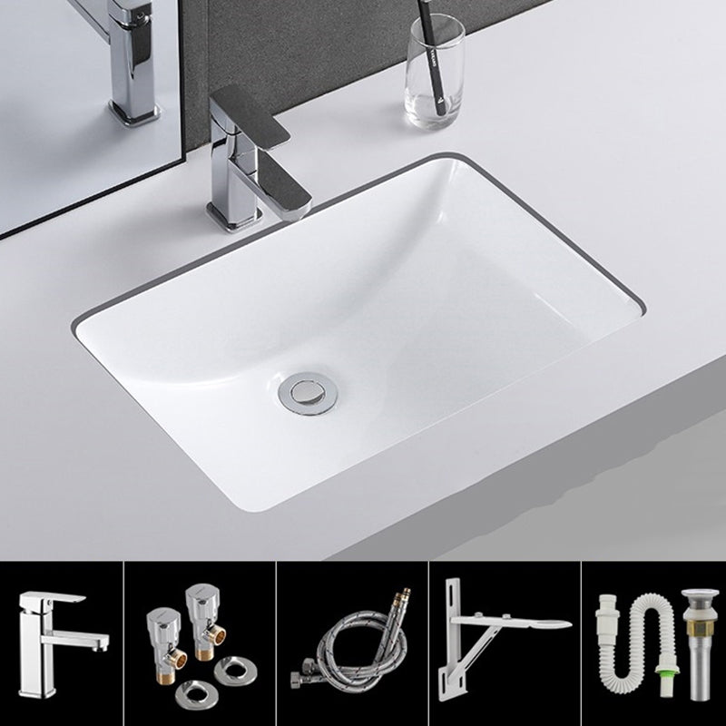 Classic Porcelain Bathroom Sink Trough Bathroom Sink in White