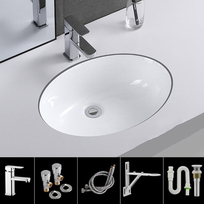 Classic Porcelain Bathroom Sink Trough Bathroom Sink in White