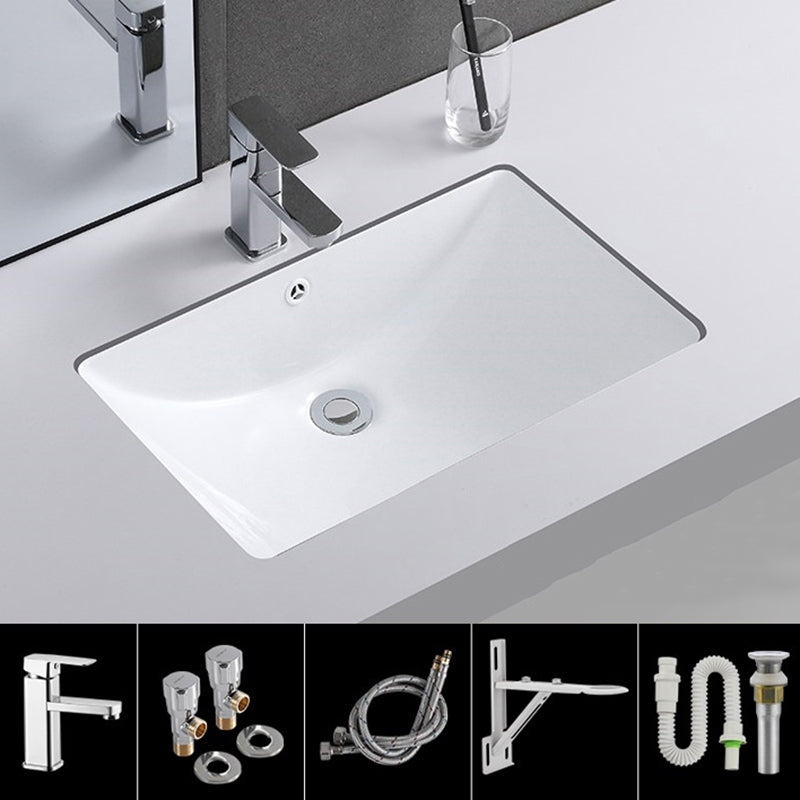 Classic Porcelain Bathroom Sink Trough Bathroom Sink in White