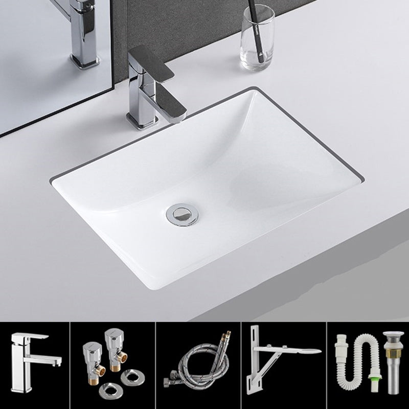 Classic Porcelain Bathroom Sink Trough Bathroom Sink in White