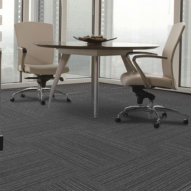 Modern Carpet Tiles Self Adhesive Level Loop Stain Resistant Carpet Tile