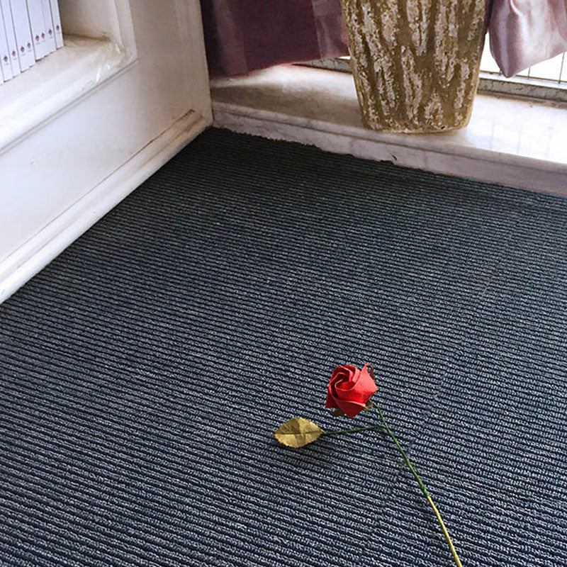 Modern Carpet Tiles Self Adhesive Level Loop Stain Resistant Carpet Tile