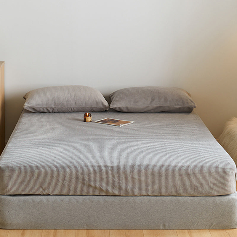 Solid Color Bed Sheet Set Polyester Extra Soft Bed Sheet Set