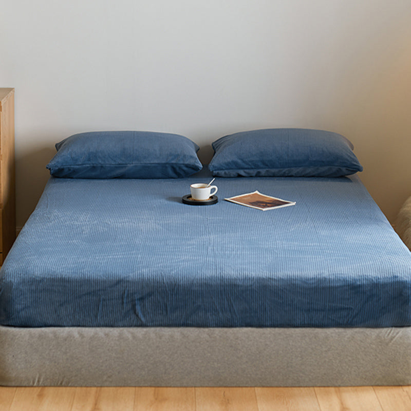 Solid Color Bed Sheet Set Polyester Extra Soft Bed Sheet Set