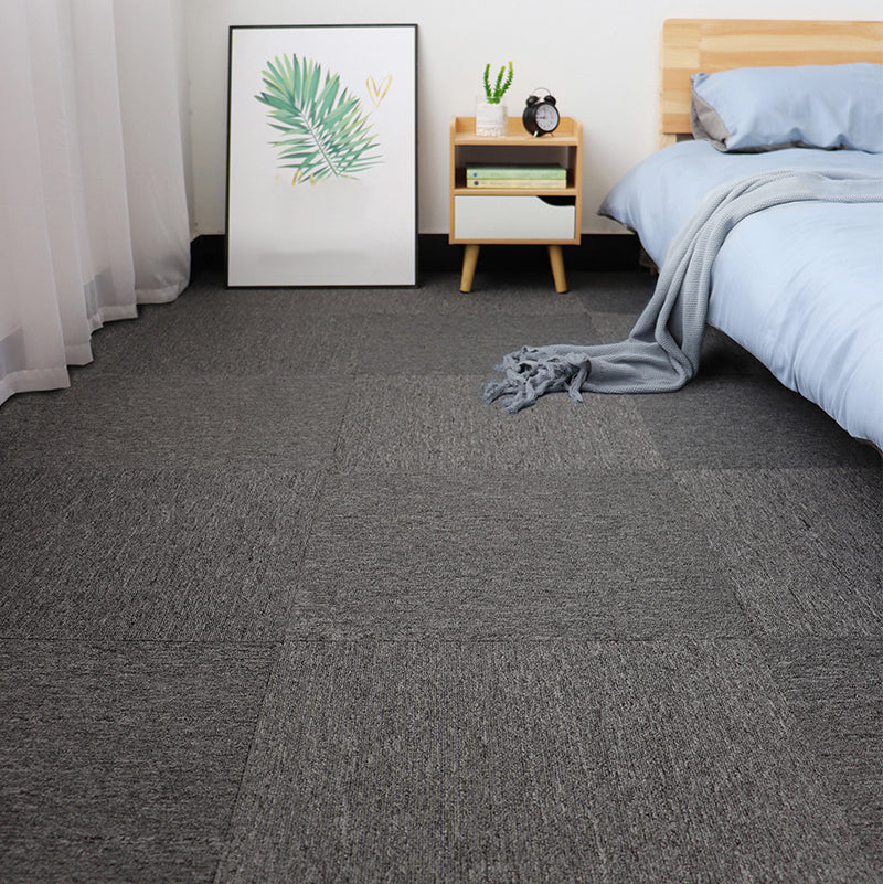Modern Carpet Floor Tile Self Adhesive Level Loop Stain Resistant Carpet Tile