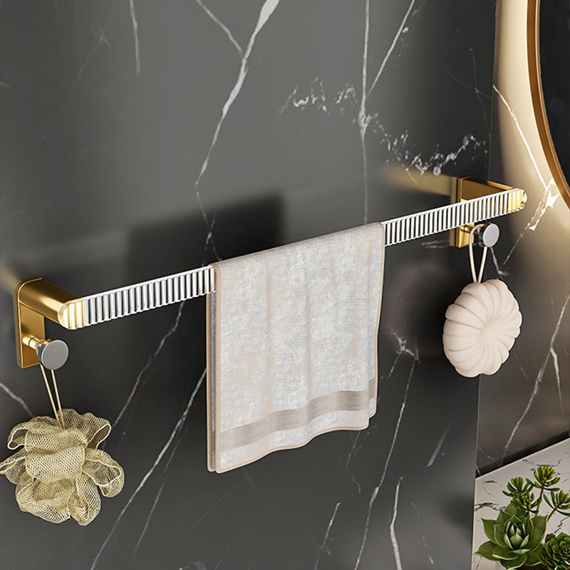 Metal and Acrylic Bathroom Accessory Set Transparent Bathroom Hardware