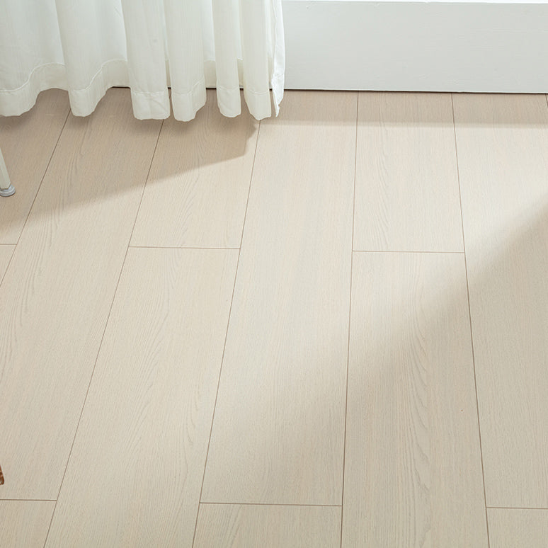 Traditional Laminate Flooring Scratch Resistant 15mm Thickness Laminate Floor