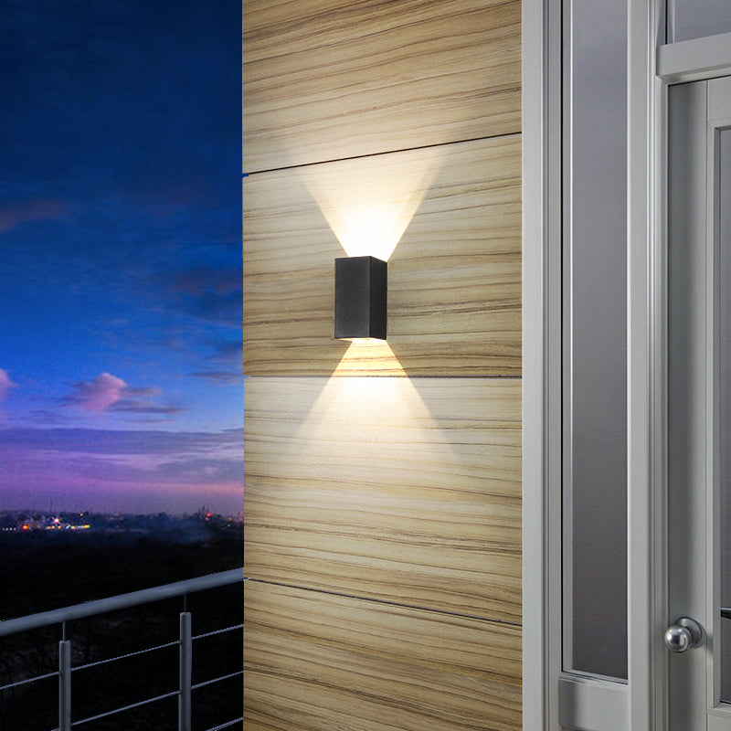 Metal Wall Lamp Modern 2 Lights Wall Mounted Lighting for Outdoor