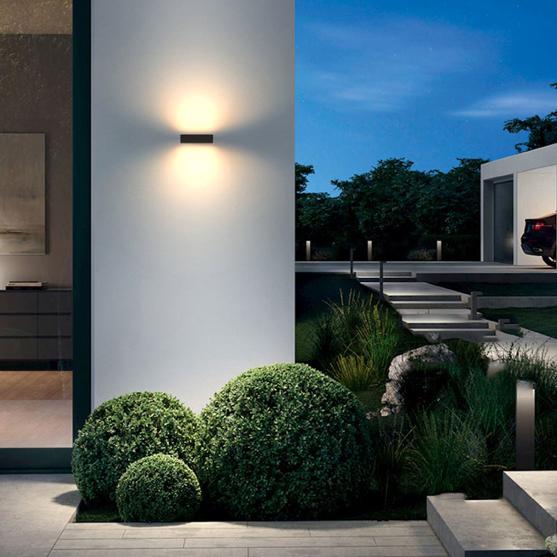 Modern LED Aluminum Wall Light in Matte Black Finish Wall Sconce