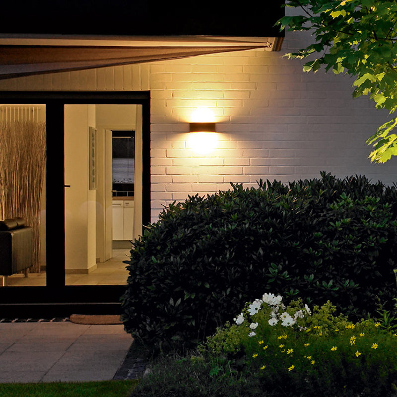 Modern LED Aluminum Wall Light in Matte Black Finish Wall Sconce