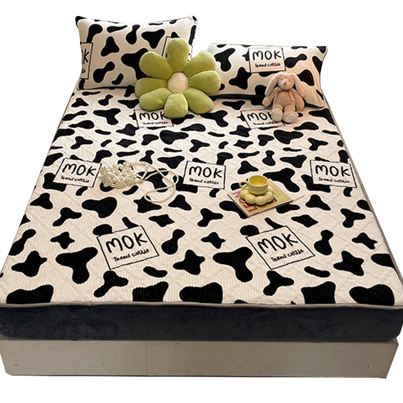 Modern Fitted Sheet Cartoon Print Wrinkle-Free Fade Resistant Flannel Fitted Sheet