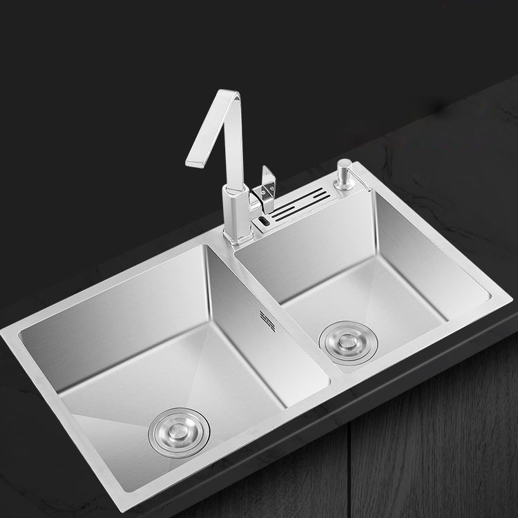 Modern Style Kitchen Sink Overflow Hole Design Scratch Resistant Kitchen Sink
