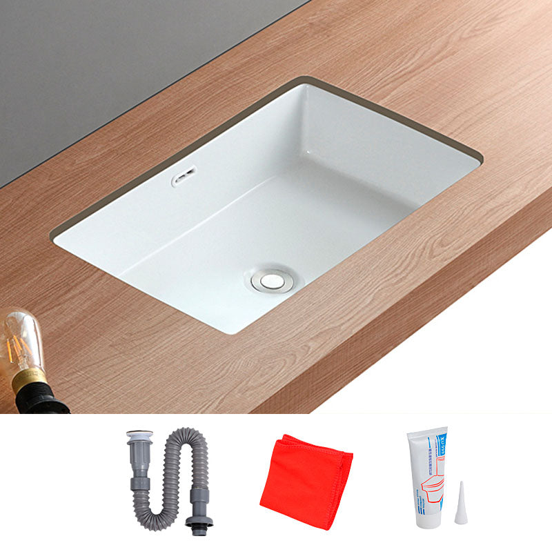 Traditional Undermount Bathroom Sink Porcelain with Overflow Basin Sink