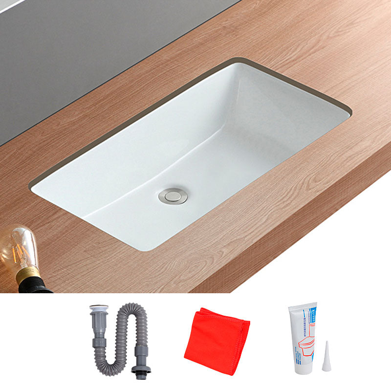 Traditional Undermount Bathroom Sink Porcelain with Overflow Basin Sink