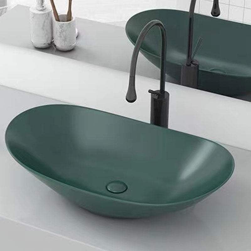 Modern Vessel Bathroom Sink Oval-shape Porcelain Vessel Lavatory Sink