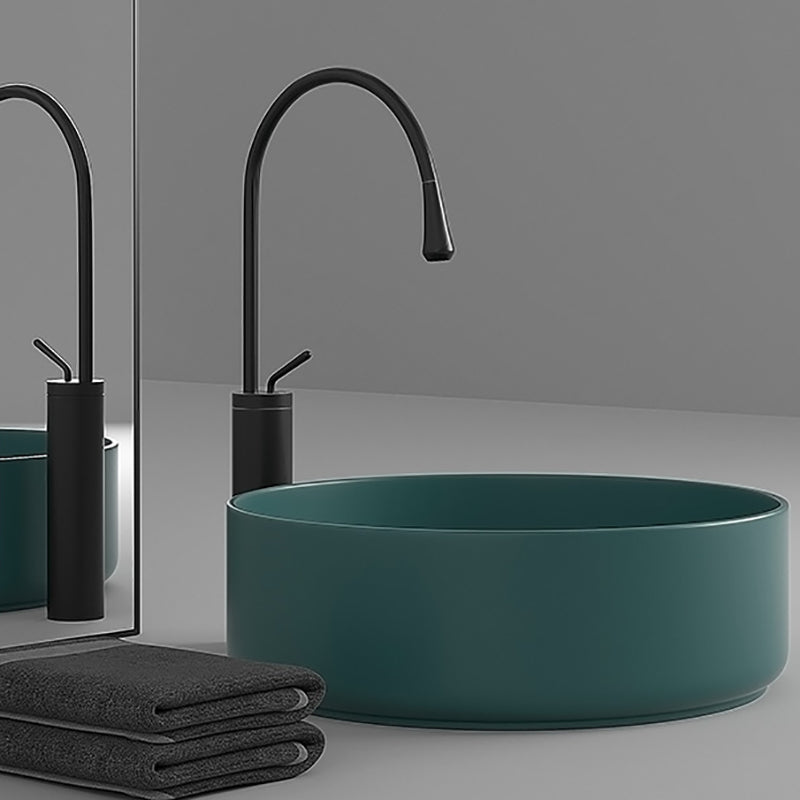 Round Porcelain Bathroom Sink with Shut-Off Valve Vessel Sink